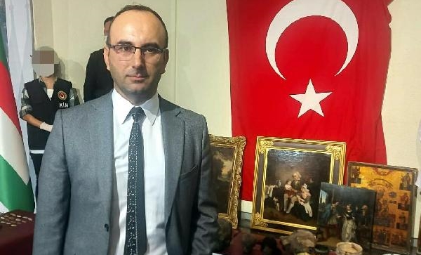 İzmir Müze Müdürü, yolsuzluktan görevden alındı