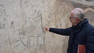 İzmir'in 1800 yıl önceki gemileri duvarlarda bulundu