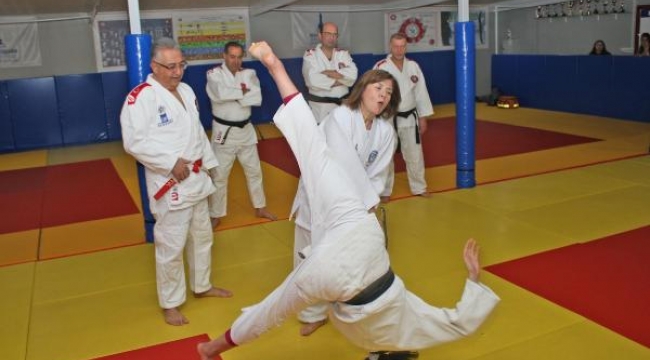 Kadınlara şiddete karşı judo eğitimi