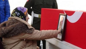 Kalp krizinden ölen er, Balıkesir'de toprağa verildi