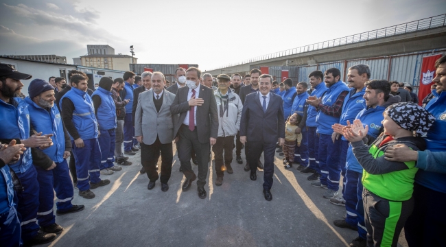 Konak'ta sokak emekçileri, aynı çatı altında