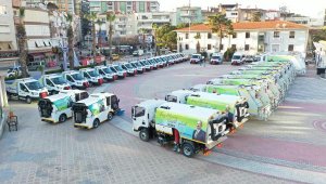 Menemen Belediyesi filosuna yeni katılan araçlar sergilendi