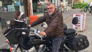 Otomobille çarpışan motosikletin sürücüsü öldü