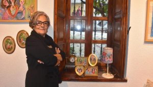 'Parantez Kızlar' resim sergisi Bodrum'da