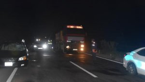 Polis memuruna kaza yerine otomobil çarptı