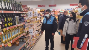 Seferihisar Belediyesi'nden marketlere yağ denetimi