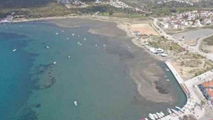 Seferihisar'da deniz 30 metre çekildi