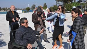 SMA hastası küçük Defne için Datça'da coşkulu kutlama