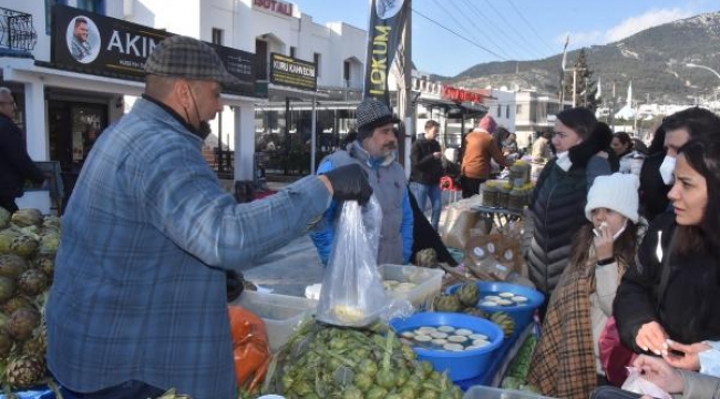 Soğuk havaya rağmen 'Bodrum Acı Ot Festivali'ne büyük ilgi