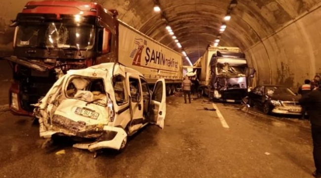 Tünelde zincirleme kaza! 2'si ağır 31 kişi yaralandı
