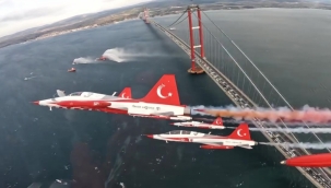 Türk Yıldızları ve Çanakkale Köprüsü