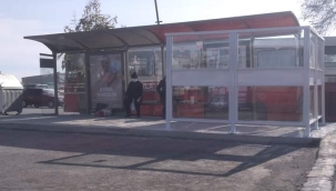 Ucube durak bir gün sonra söküldü!