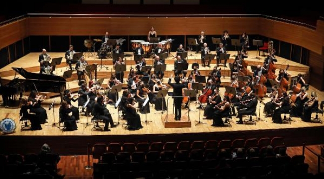 Yaşar Üniversitesi'nden senfonili kuruluş yıldönümü konseri
