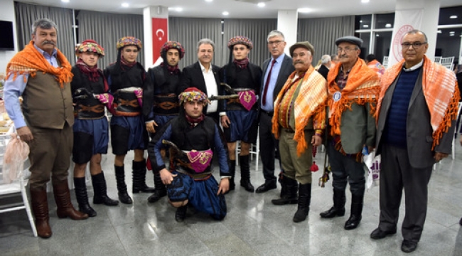 Yörük Türkmenleri Bornova'da buluştu