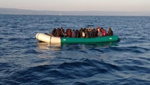 Yunan geri ittiği göçmenleri, Türk ekipleri kurtardı