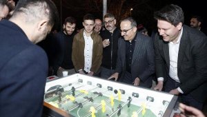 AK Parti İzmir İl Başkanı Sürekli gençlerle buluştu