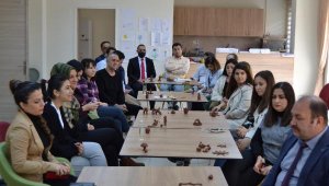 Alanında uzman 20 kişiye 4 gün boyunca sanat terapisi eğitimi