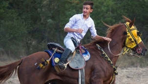 Atlar çarpıştı, genç ciritçi hayatını kaybetti