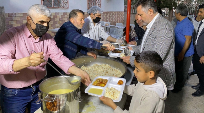 Bayraklı Belediye Başkanı Sandal: Dayanışmamız hiç bozulmasın