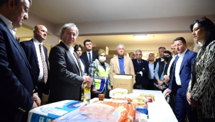 Bornova'da Ramazan sonuna kadar 50 bin kişiye iftar, 5 bin kişiye erzak