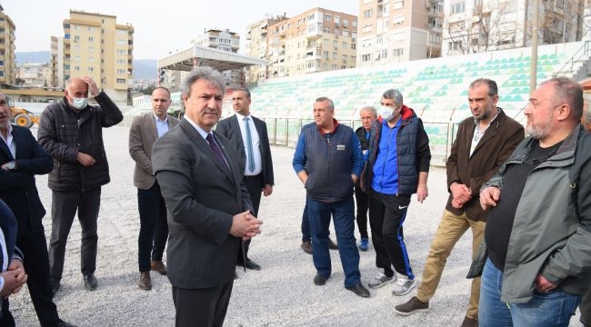Bornova Şehir Stadı fikir birliğiyle yenileniyor