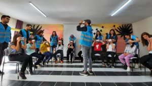 Çanakkaleli öğrencilerden, VR gözlüklerle Anıtkabir'e sanal ziyaret