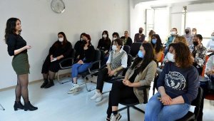 Çiğli Belediyesi'nden kadınlara sağlık semineri