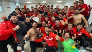 Çiğli Belediyespor'un 3'üncü Lig için gözü finallerde