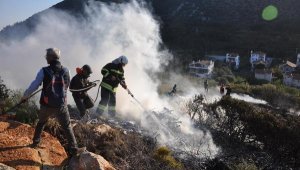 Datça'da makilik alanda çıkan yangın söndürüldü
