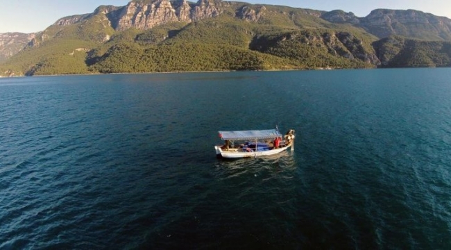 Denizde bulduğu poşet elinde patladı, kolu koptu