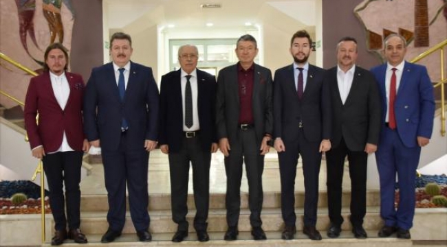 Denizli OSB'de Uslu ve yönetim kurulu güven tazeledi