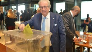 Ege Tekstil İhracatçıları Birliği'nde Jak Eskinazi güven tazeledi