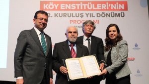 İmamoğlu ve Çalkaya 'Aydınlanma Onur Ödülü' verdi