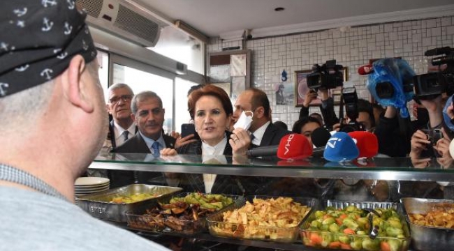 İYİ Parti lideri Akşener İzmir'de esnaf lokantasında