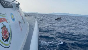 İzmir açıklarında 108 göçmen kurtarıldı, 31 göçmen yakalandı