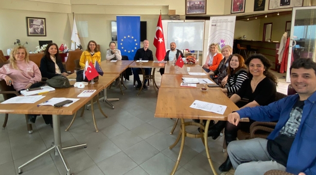 İzmir Gazeteciler Cemiyeti Basın Akademisi eğitimleri başlıyor