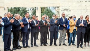 İzmir Güzelbahçe' de 'Otizm Yerleşkesi' kurulması için temel atıldı