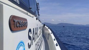 İzmir'de 23 kaçak göçmen kurtarıldı