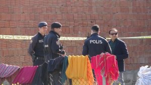 İzmir'de baba- oğul, husumetlilerini tüfekle öldürdü