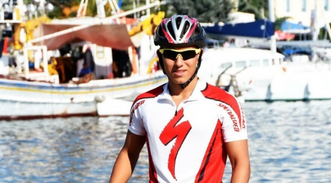 İzmirli milli sporcu, kazada yaşamını yitirdi