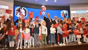 İZTO Çocuk Meclisi'nde başkandan 'Okul yapalım' talimatı