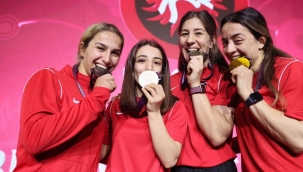 Kadın Güreş Milli Takımı ilk kez Avrupa şampiyonu oldu
