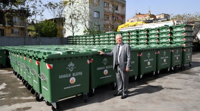 Karabağlar'a modern çöp konteynerleri kazandırılıyor