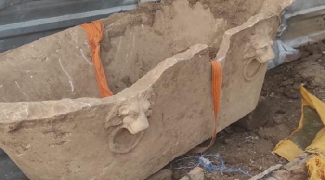 Roma dönemine ait 'küvet' ele geçirildi