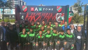 Karşıyaka'yı efsaneler uğurladı