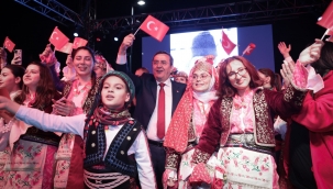 Konak Belediyesi her semtte bir etkinlikle 23 Nisan'ı kutladı