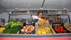 Kuşadası'nda Halk AdaMarket Karavan hizmete başladı