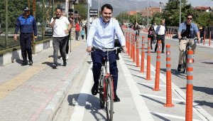 Marmaris'imizi o eski günlerine getirebilmenin çabası içerisindeyiz