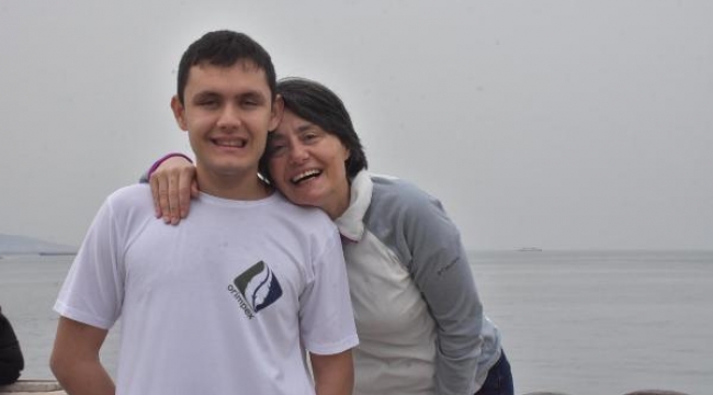 Otizmli yüzücü, Çeşme-Sakız arasını yüzecek