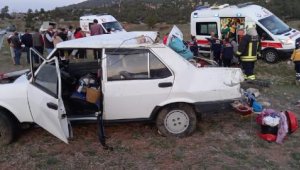 Otomobil devrildi, 1 kişi öldü, 5 kişi yaralandı